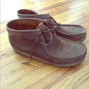 Clark’s Wallabee Beeswax Brown  10